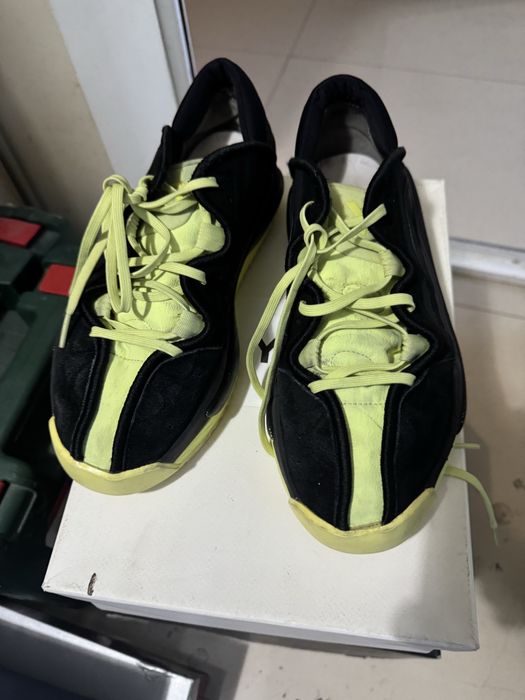 Balenciaga . Yamamoto.dsquared.philip plane .Adidas eayzzy