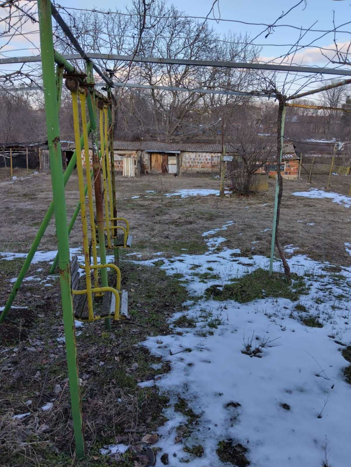 Двуетажна къща в с.Рупките