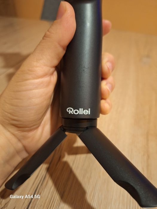 Stabilizator de imagine cu trepied Rollei