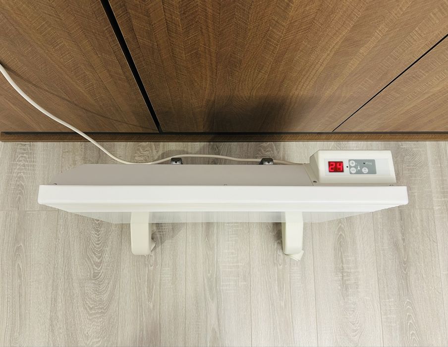 Конвектор 1500W Airelec Tactic Pro[ел. термостат/дигитално управление]