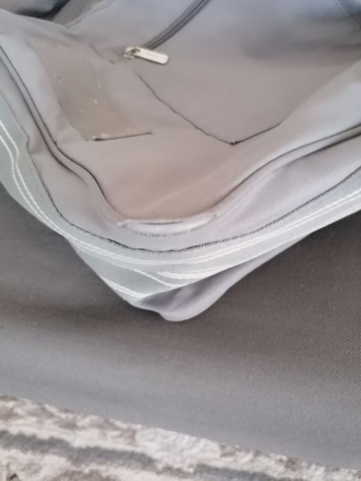 Geanta de laptop Laessig.