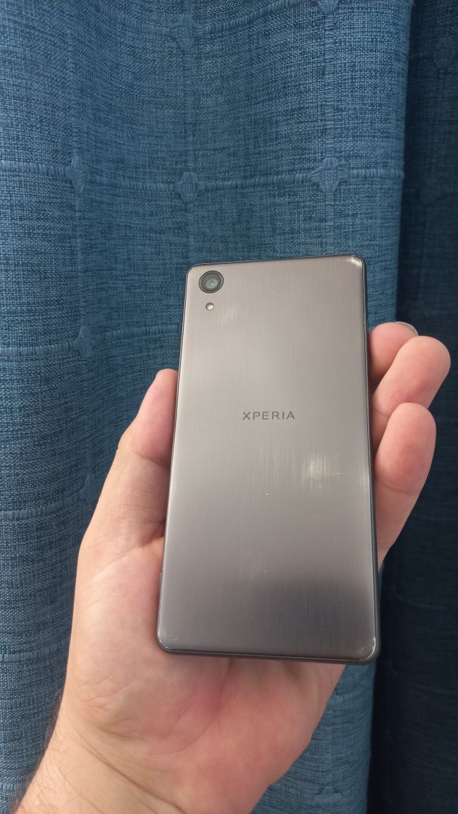 SONY xperia x performance