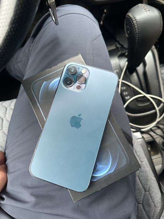 Продам айфон 12 про макс 128 гб