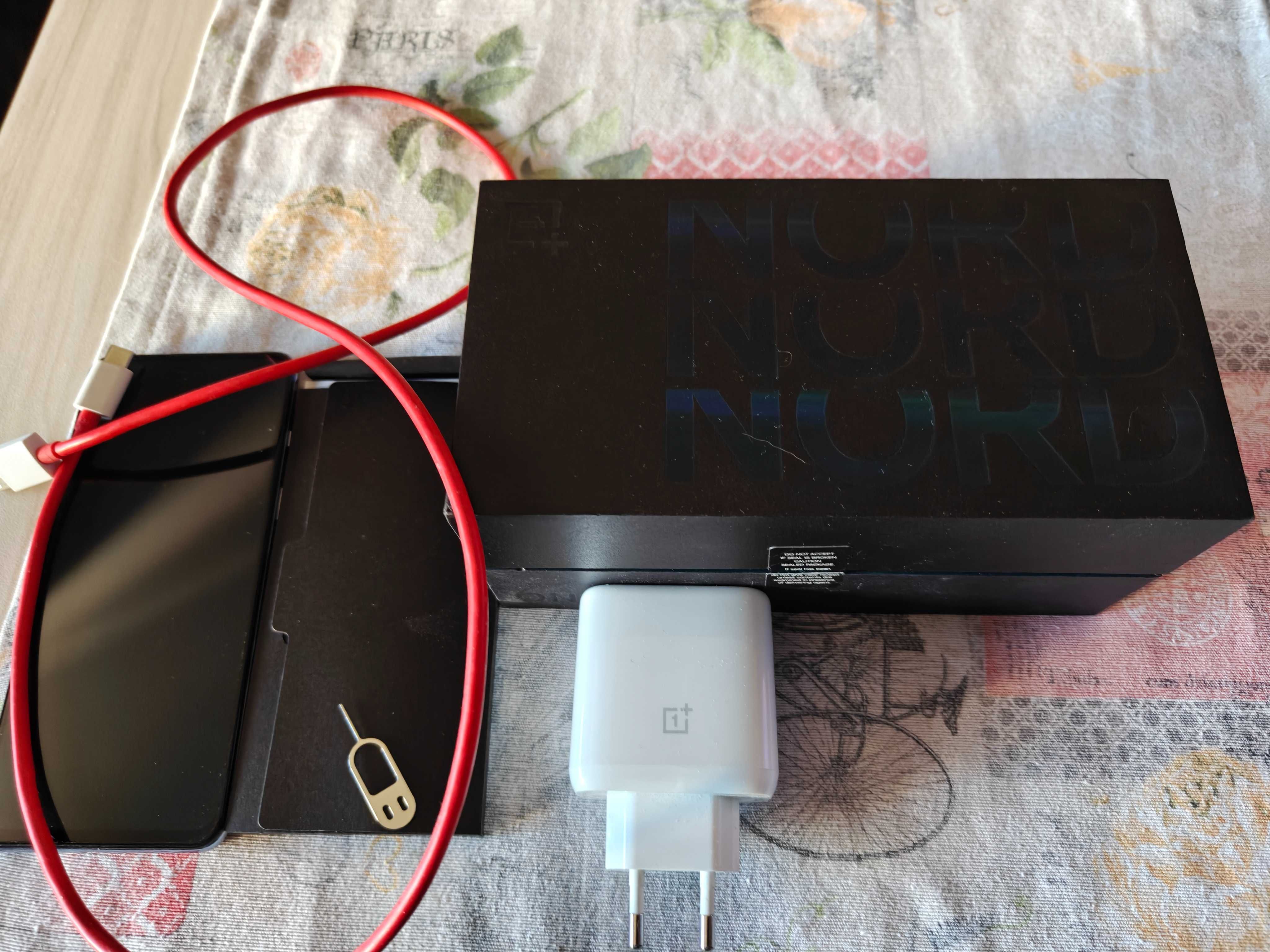 Продавам  Oneplus Nord 2