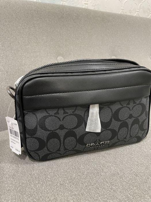 Мъжка кожена чанта Coach