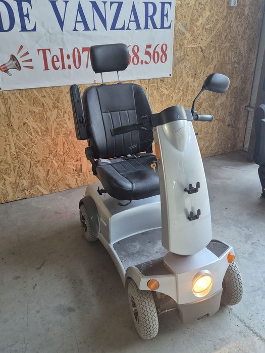Cărucior scuter electric