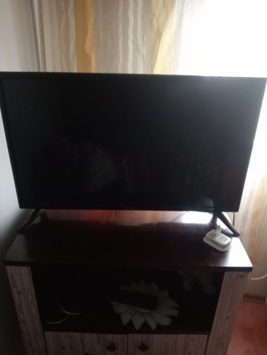 Vînd televizor selecline 32 Inch