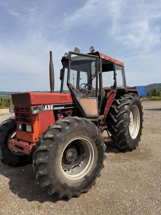 Tractor casse international 1056 XL