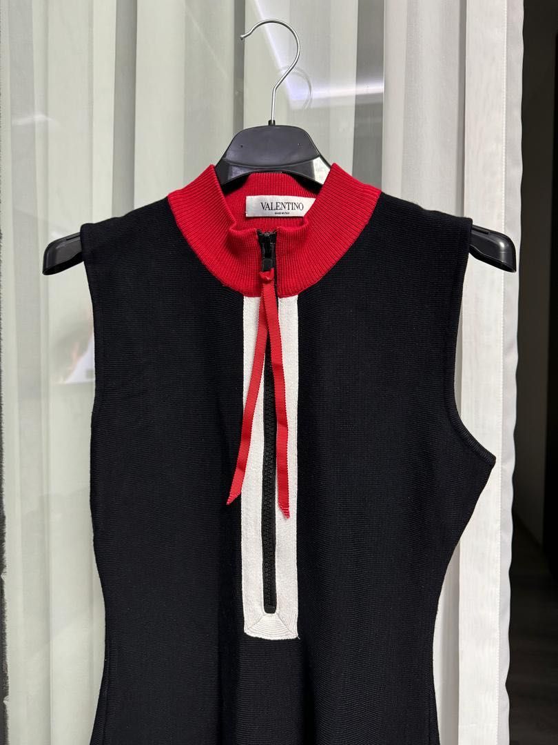Продается платье Valentino 100% оригинал