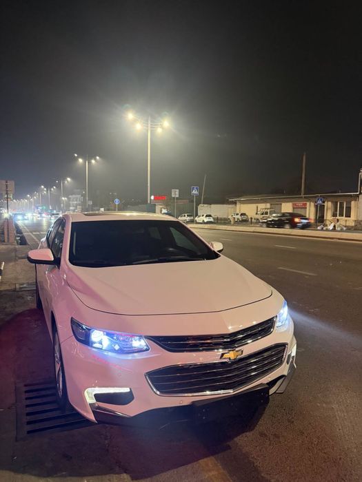 Malibu 2 2.4 atmasferniy benzin rangi oq 2 ta petno bor qogan joyi toz