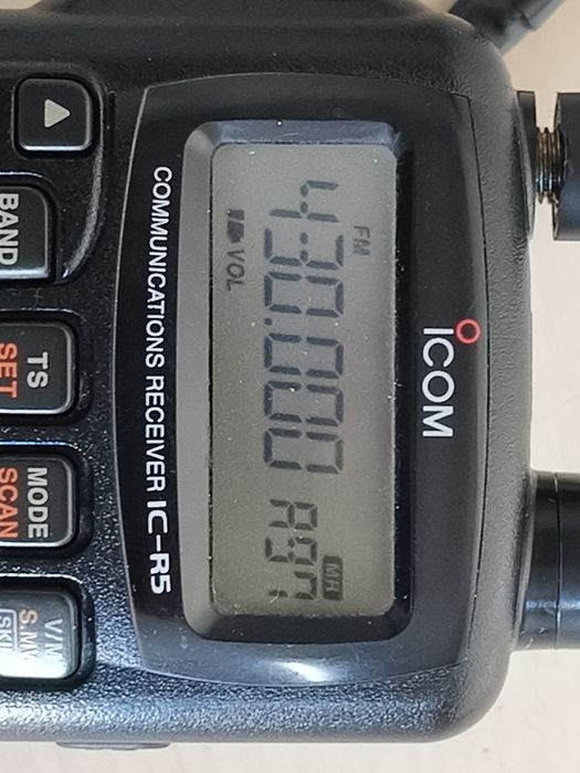 Scanner radio profesional Icom IC-R5
