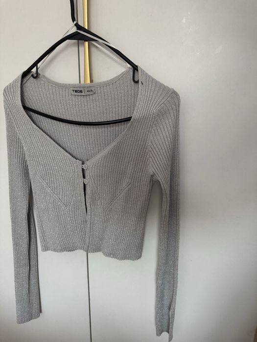 Рубашки, кардиган, брюки продам