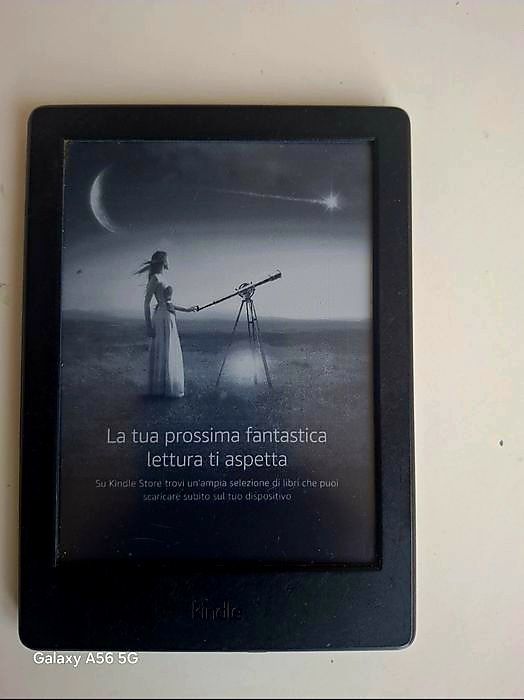 Ebook reader Amazon Kindle Basic 2 ,  5000 cărți