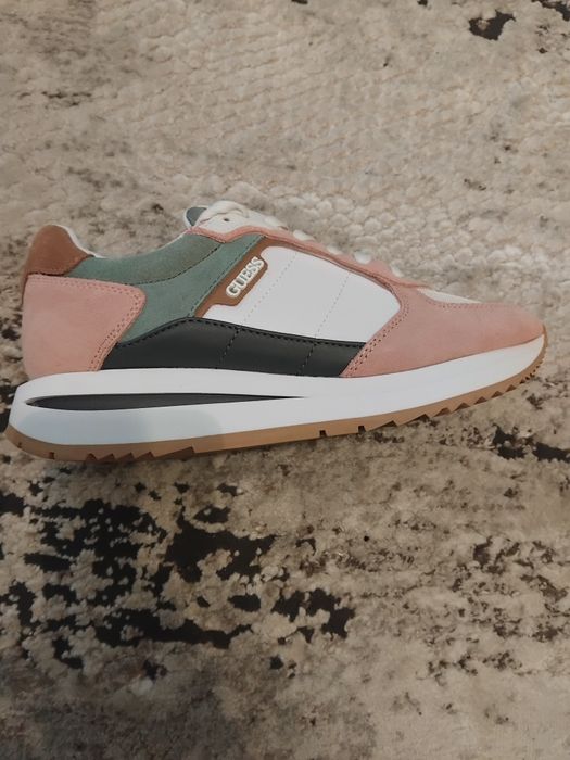 Adidasi guess femei nr 39, noi