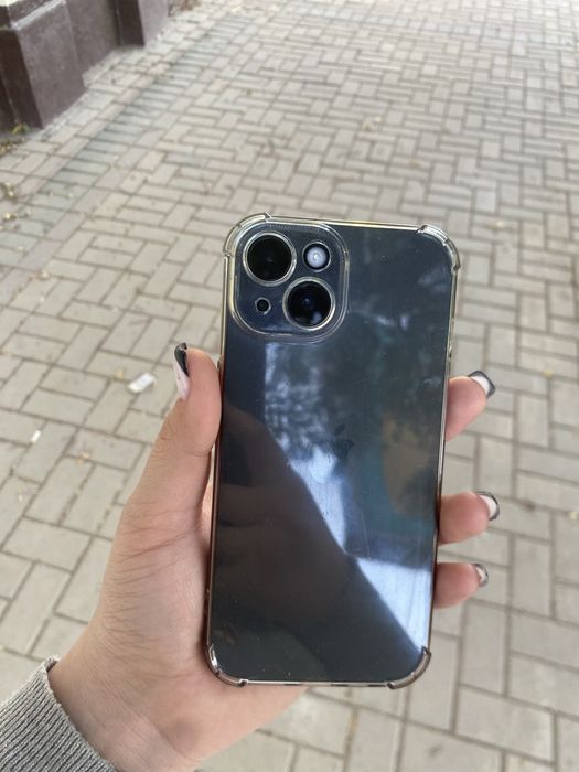 Apple  iPhone 15