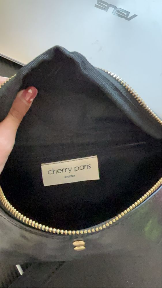Нова Кожена дамска чанта Cherry Paris