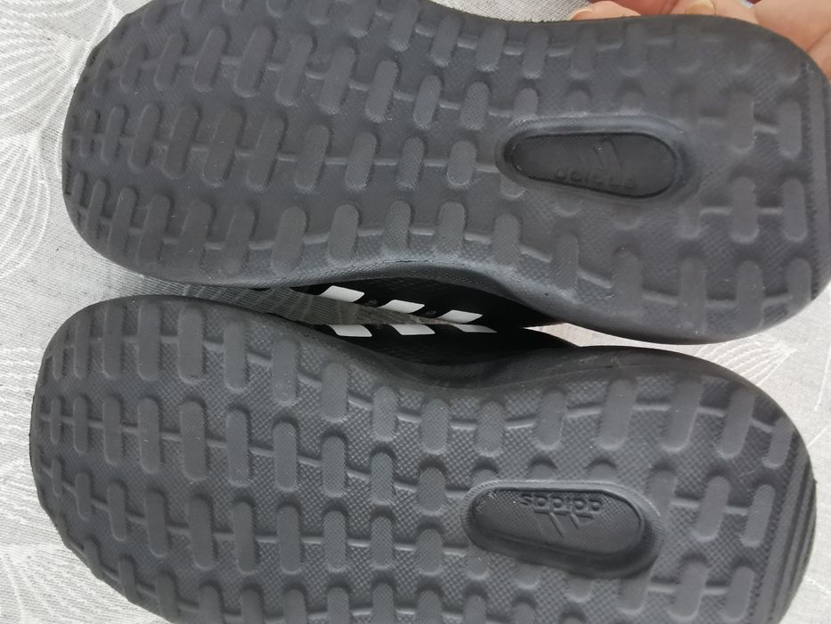 Маратонки за момче Adidas
