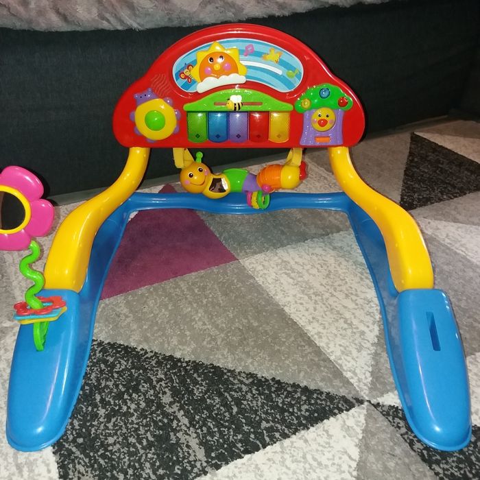 Jucarie interactiva bebelusi