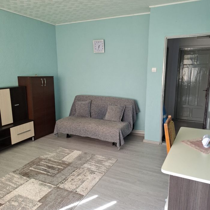 Vand Garsoniera 33 mp