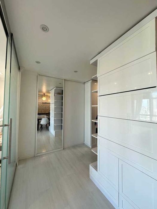 Дава се под наем Двустаен апартамент в София, Център - 55 кв.м за 408 € - Снимка #3