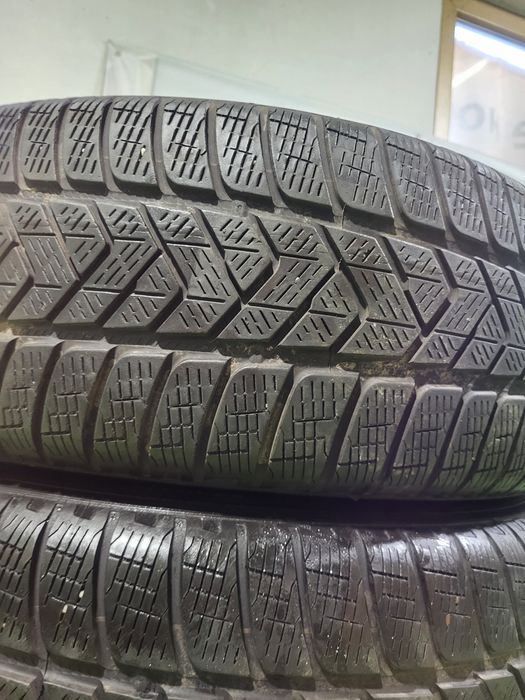 4 бр зимни 235/65/17 Pirelli