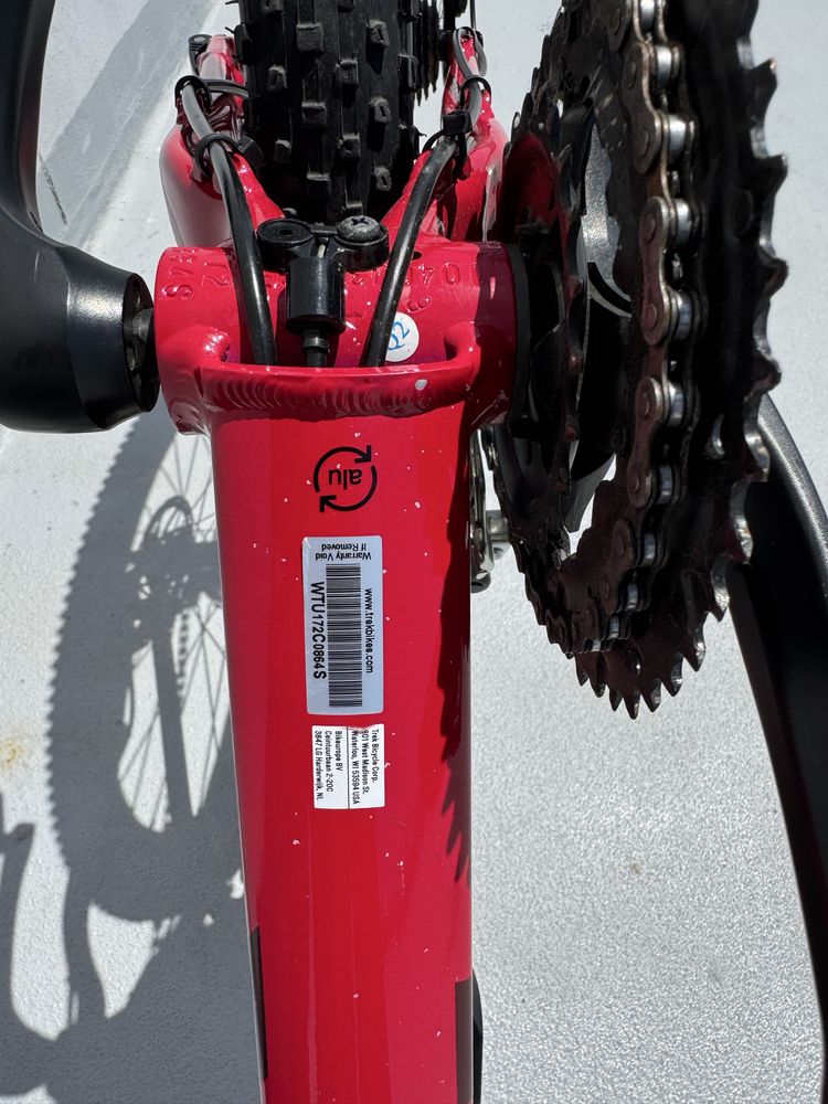 Bicicleta TREK Marlin 4