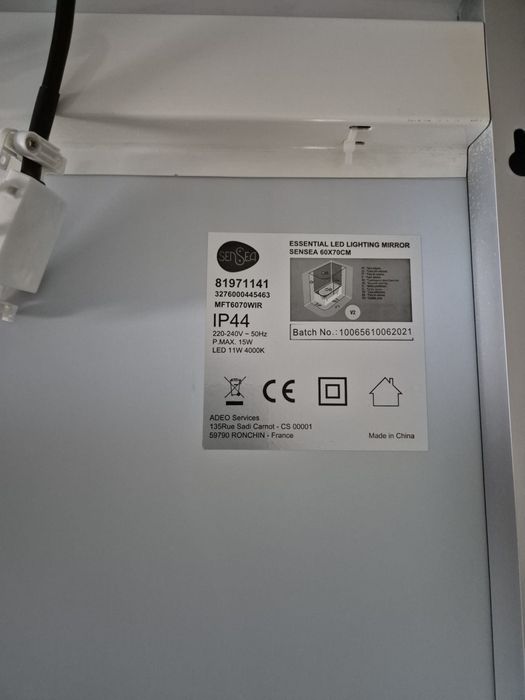 Oglinda cu led pentru baie