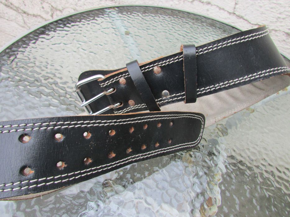 Колан за вдигане на тежести ACTION