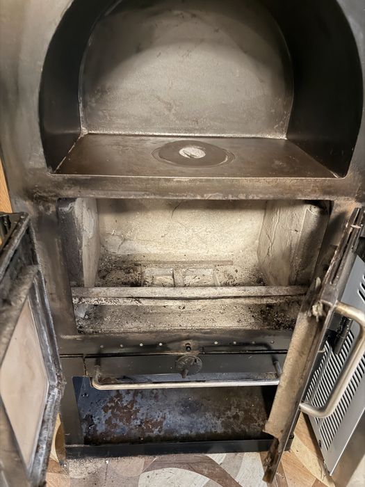 Semineu masiv in 2 usi cu plita