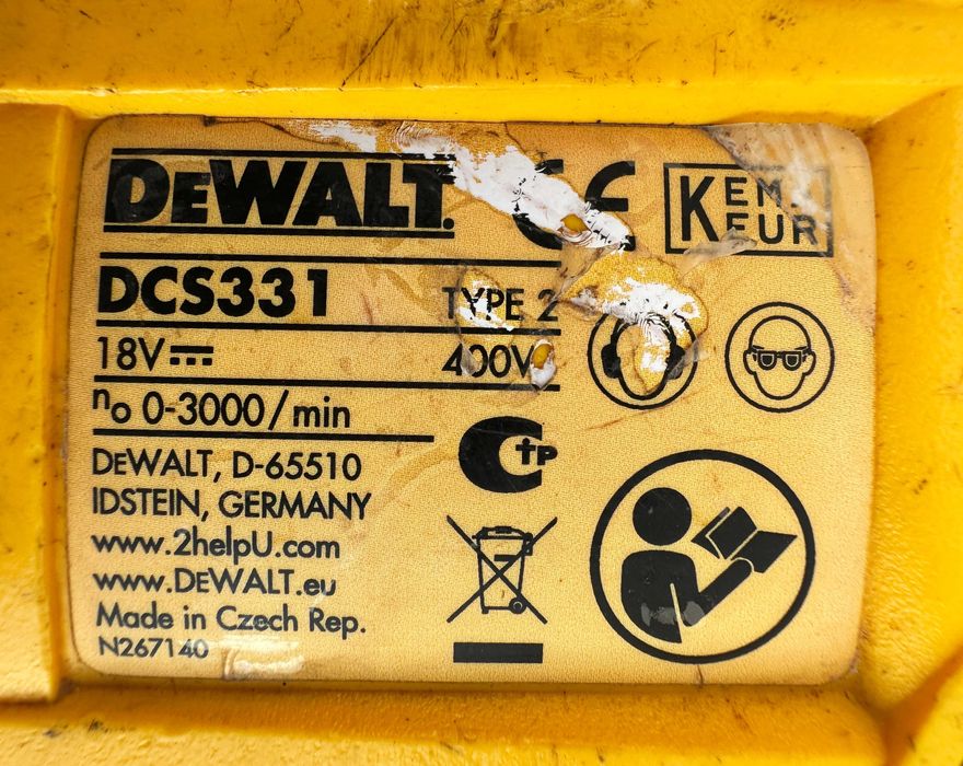 DeWALT DCS331 - Акумулаторен прободен трион 18V 5.0Ah
