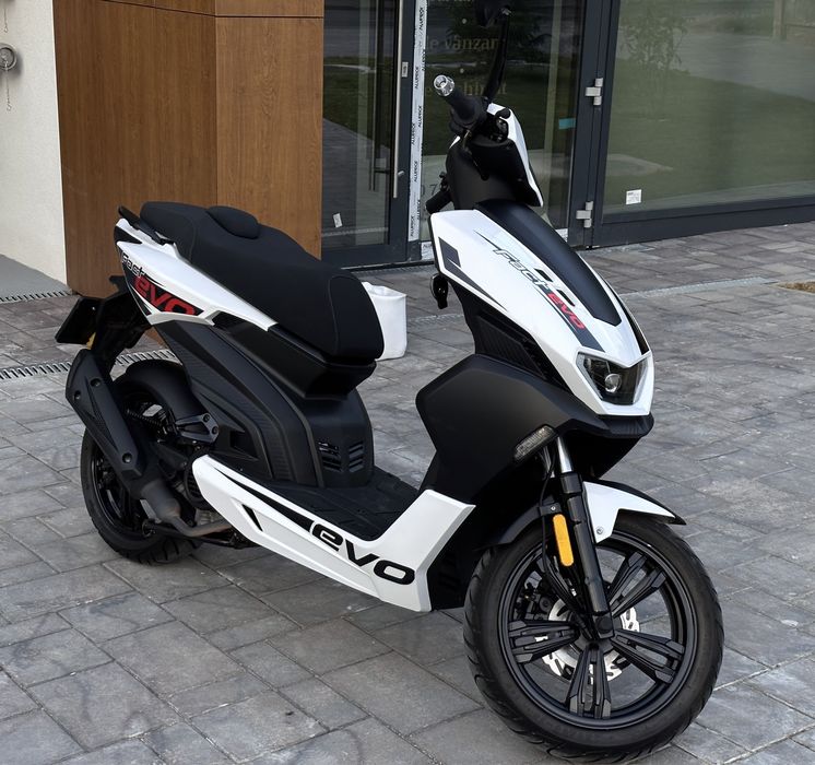 Scuter KEEWAY FACT EVO 50 CC Facelift