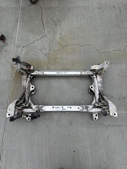 Punte fata, jug cadru motor 4x4  MASERATI Ghibli fuzeta planetara