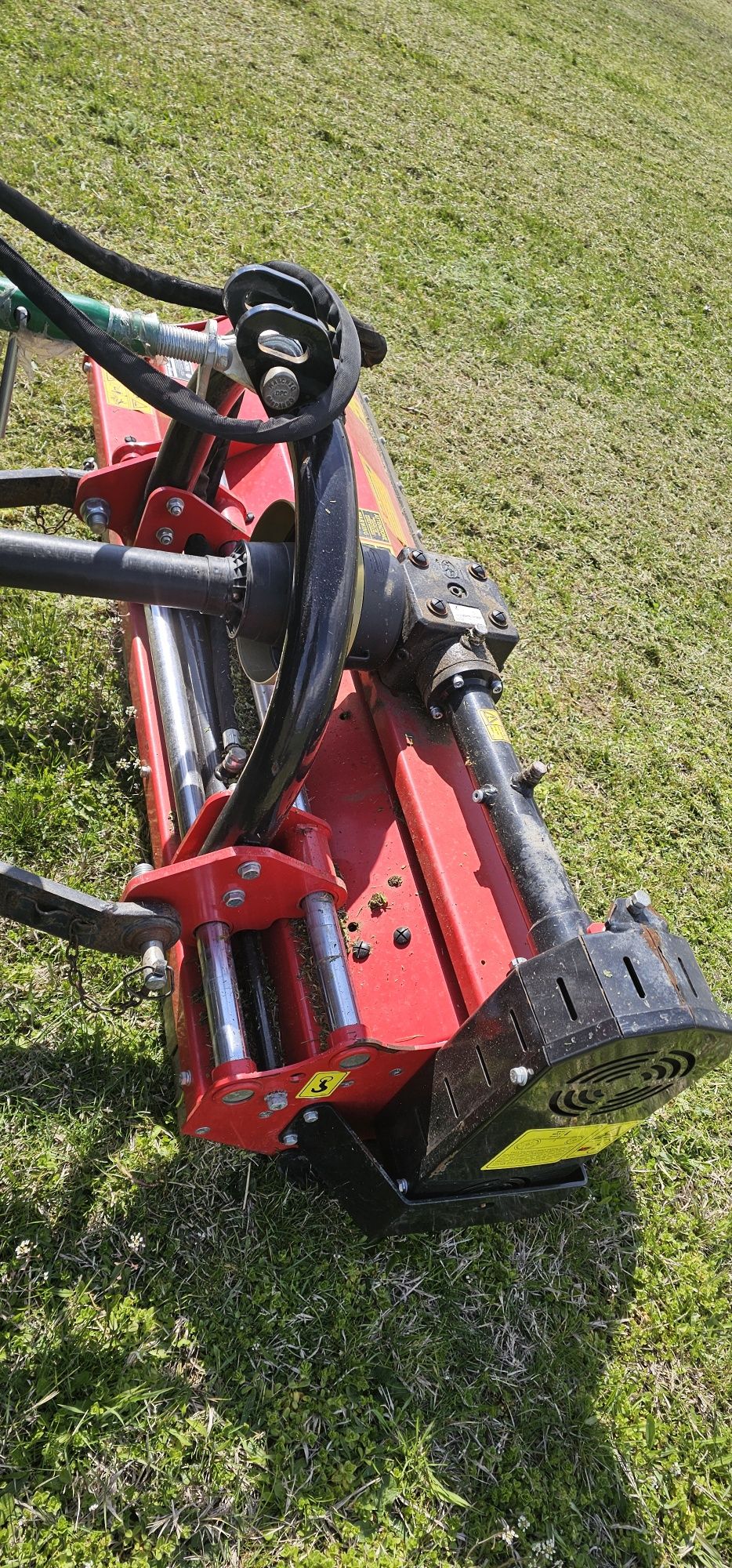 Tocatoare dezaxabila pentru tractor ,140cm ,cutite cican ,import itali