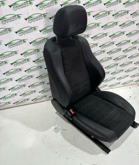 Scaune fata stanga dreapta set Mercedes-Benz GLE prima generatie (C16