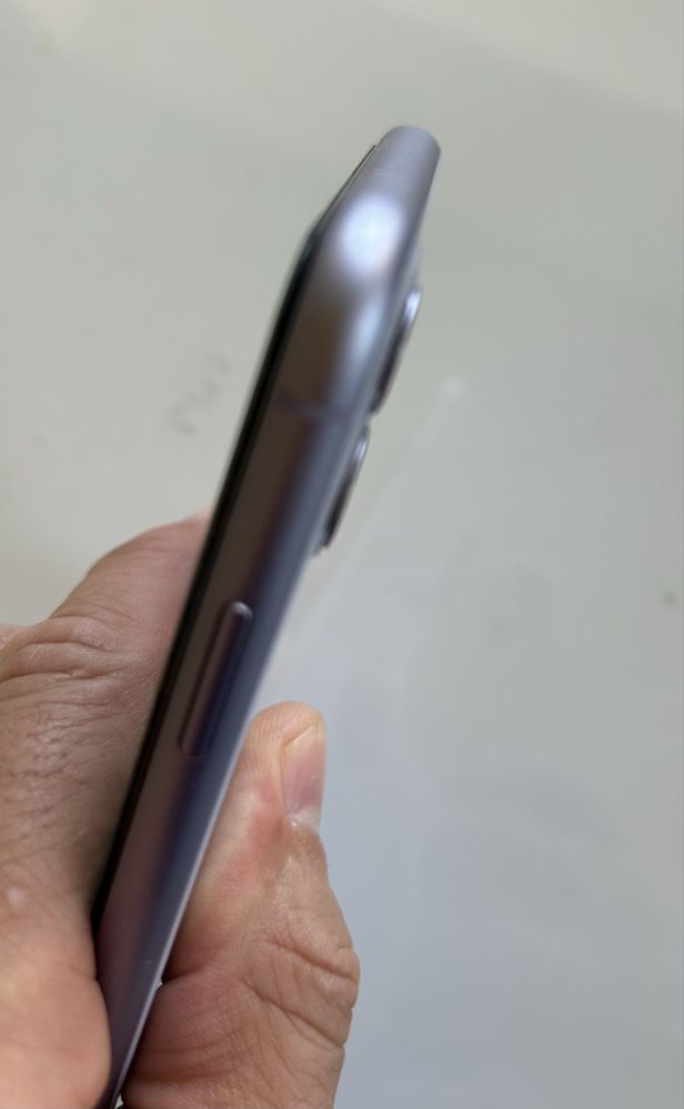 Iphone 11/64gb +5 кейса+5 протектора
