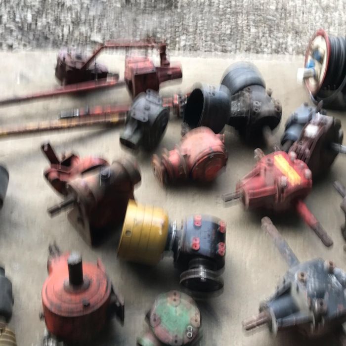 Grupurii Freza.     .