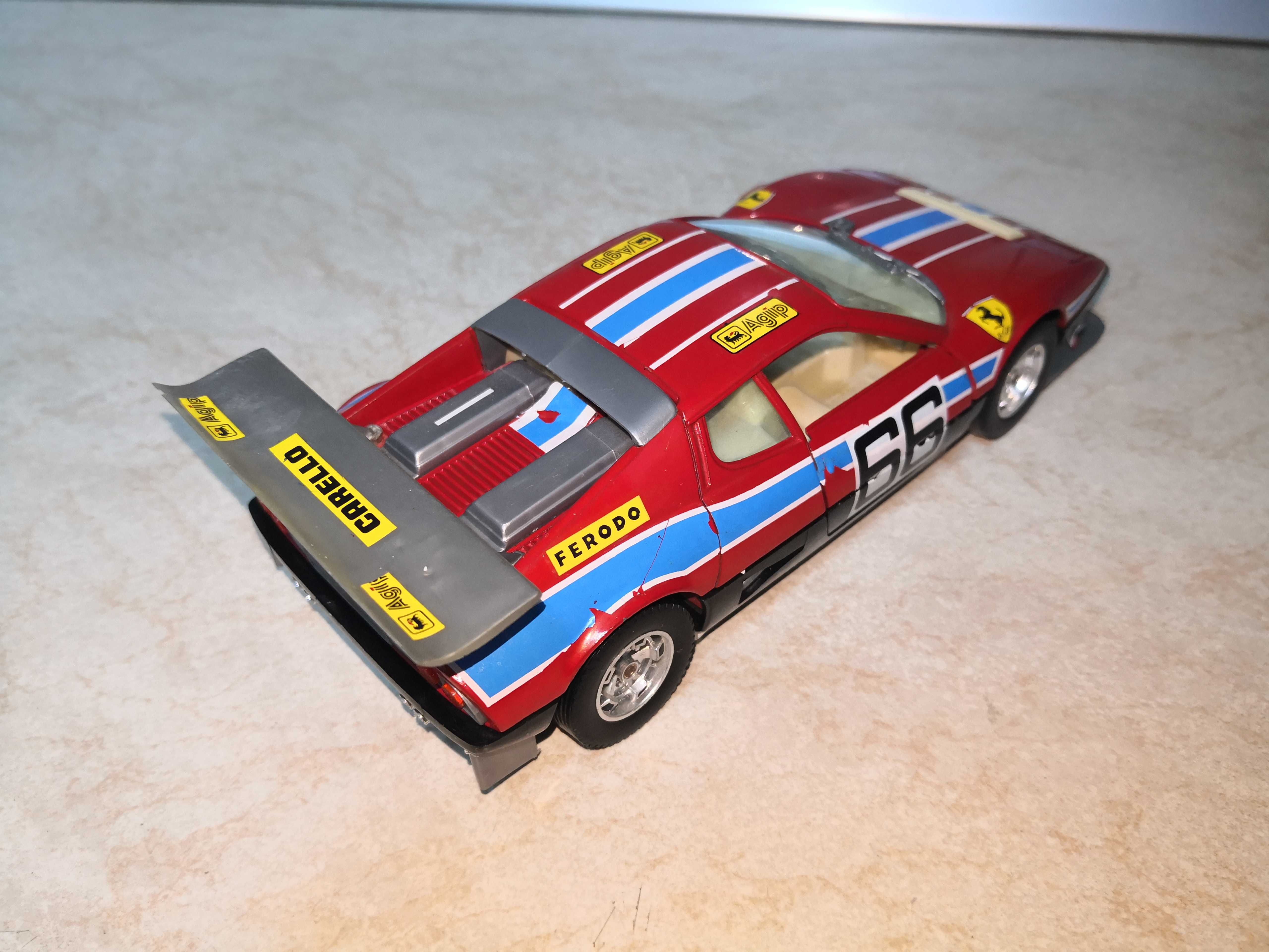 Macheta Ferrai BB 512 Daytona #66 Agip scara 1:24 producator Bburago