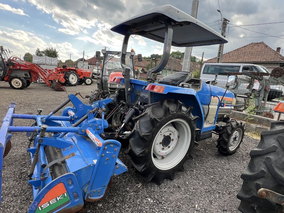 Tractoras tractor japonez iseki  geas 273