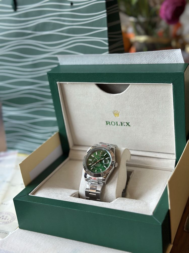 Rolex Sky-Dweller Green 42 mm
