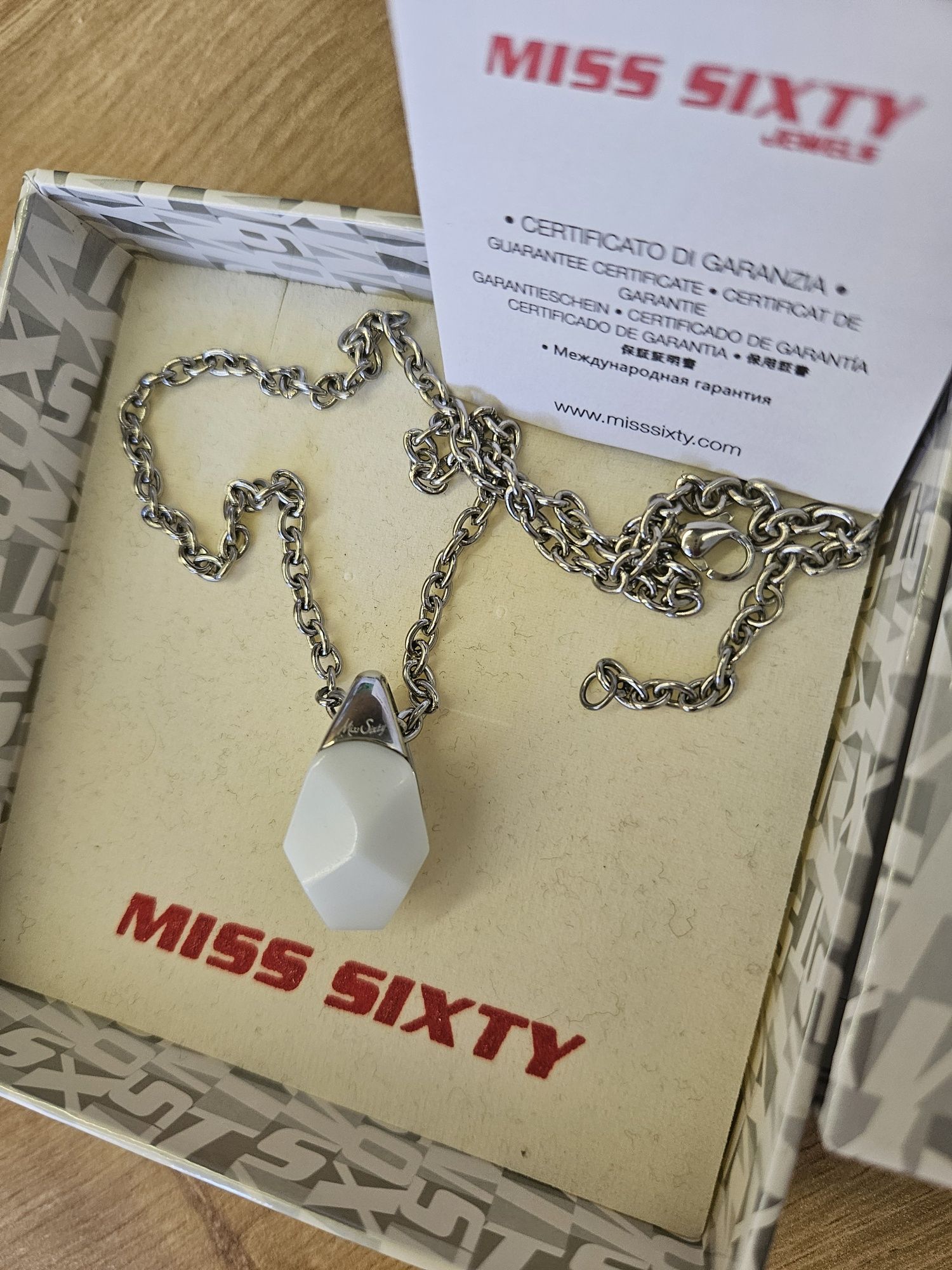 Оригинално колие Miss Sixty