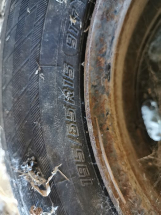 Jante tabla cu cauciucuri 195 55 R15