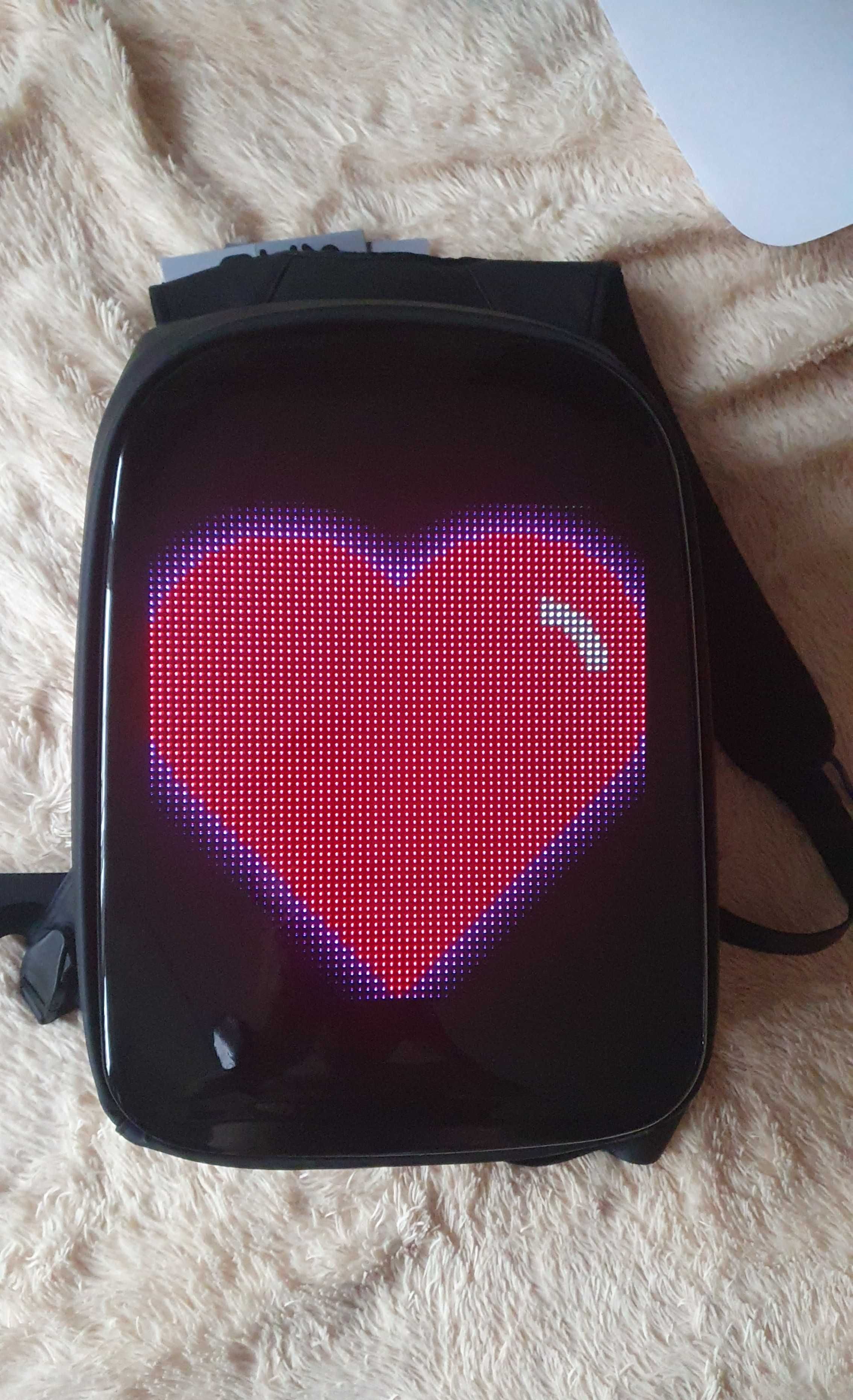 Умный Рюкзак c LED экраном