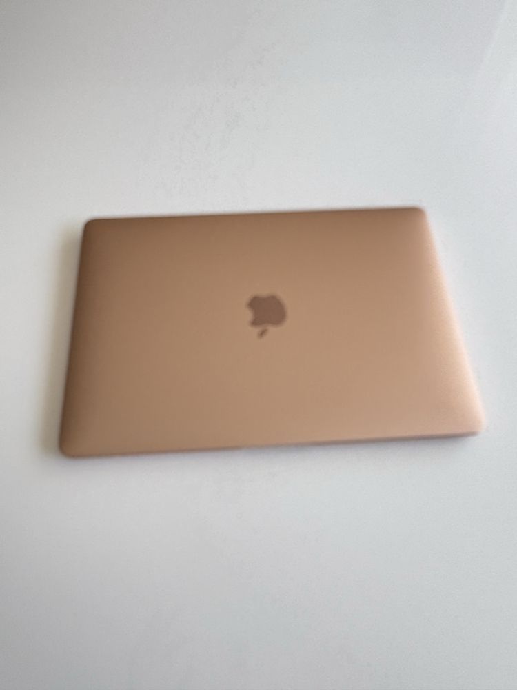 MacBook Air M1 Apple в гаранция