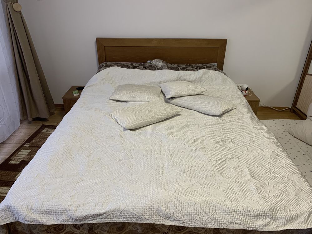 Покривало за спалня 180х140 с 4 калъфки за възглавници