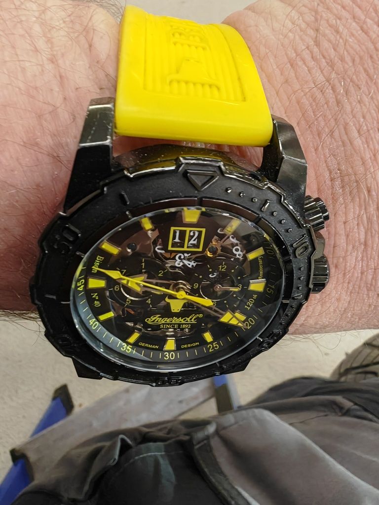 Ingersoll Bison Automatic