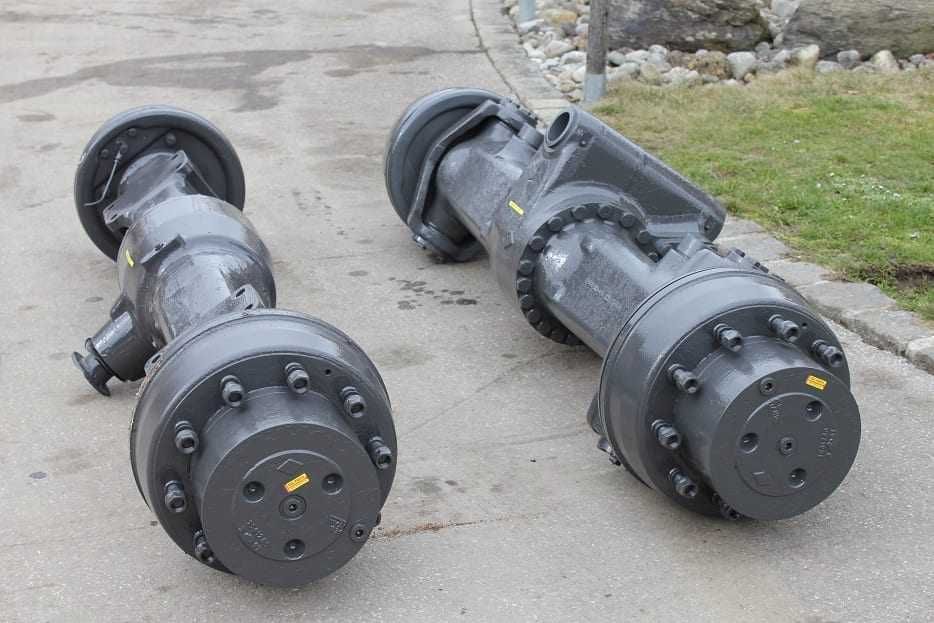 Axa second hand pentru incarcator frontal O&K MH 5 second