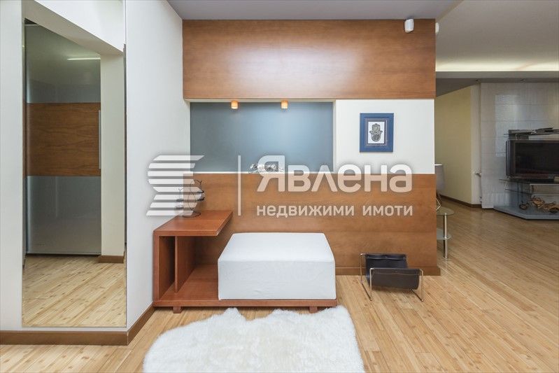 Дава се под наем Двустаен апартамент в София, Гоце Делчев - 80 кв.м за 700 € - Снимка #5