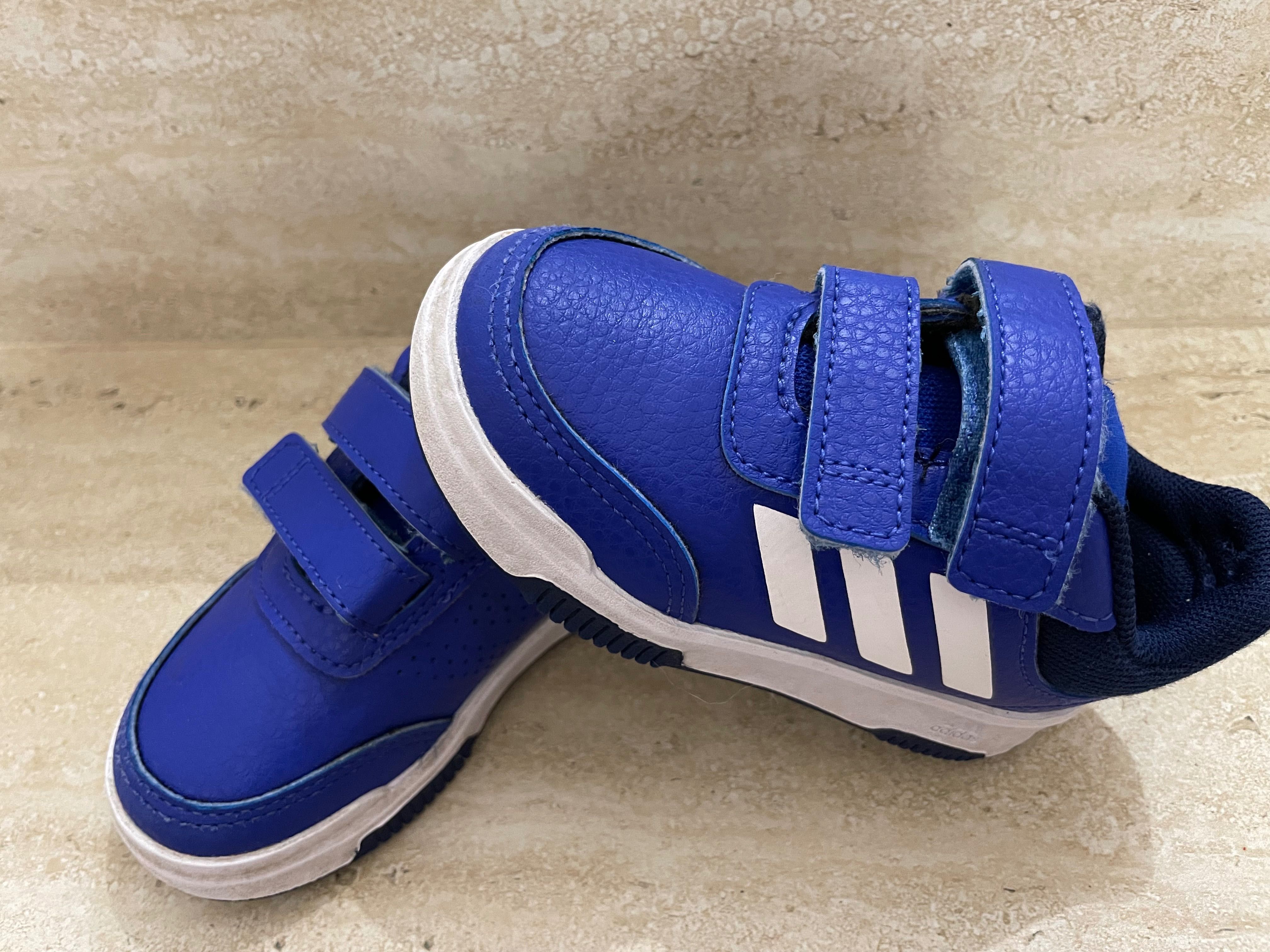 Обувки/маратонки за момче Adidas и Mayoral