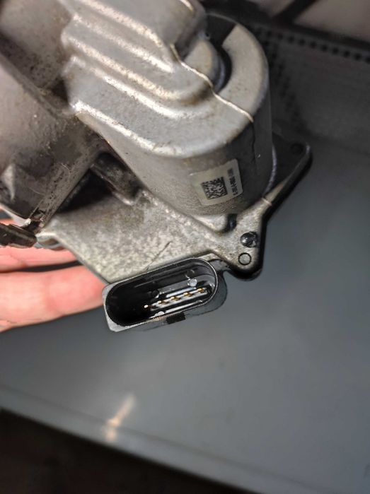 Clapeta acceleratie volkswagen vw golf 5 1.9 BLS cod 03g128063M