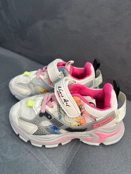 Детски маратонки за момиче